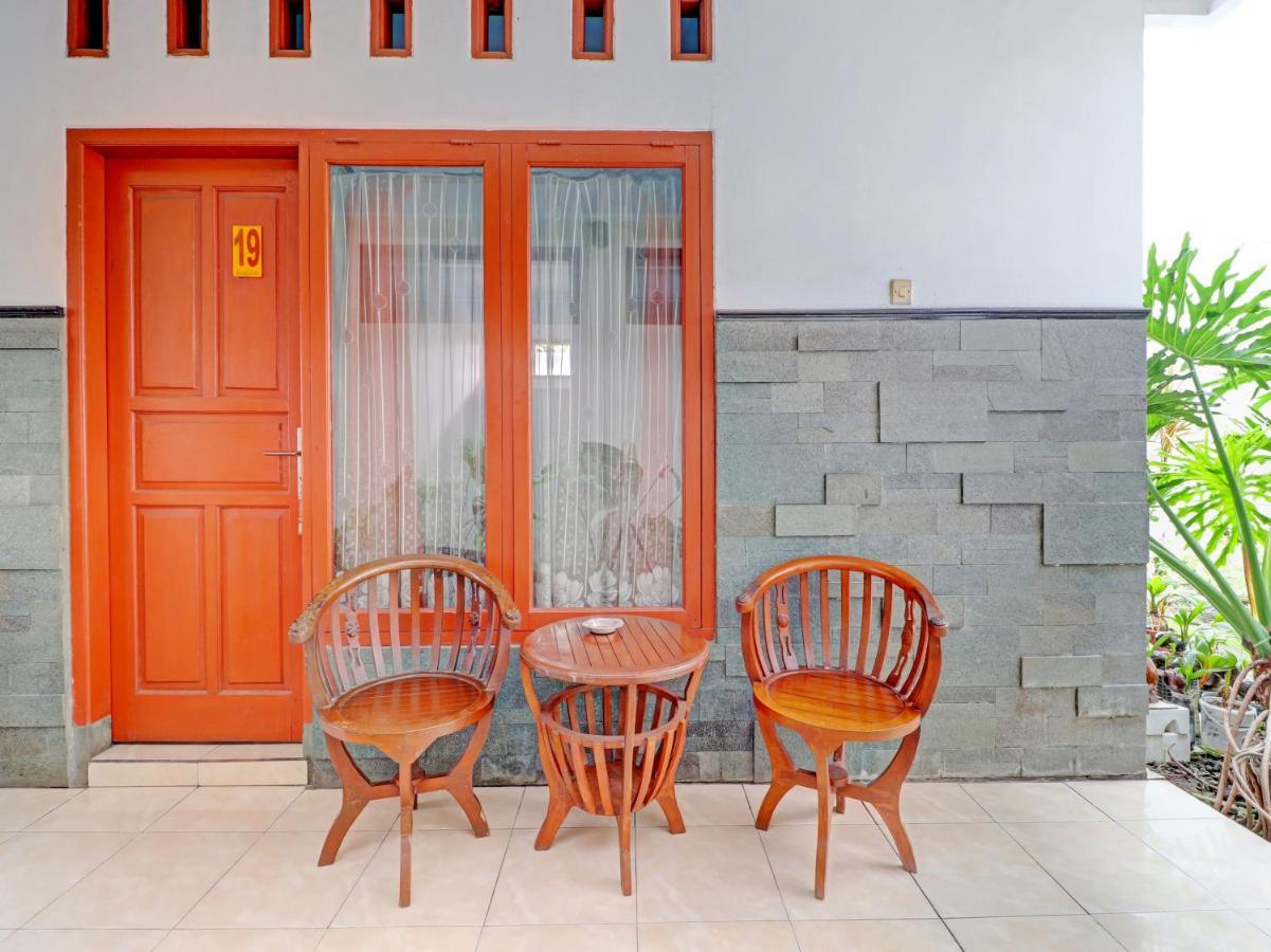 Oyo 90347 Hotel Srikandi Syariah Tasikmalaya Exteriör bild